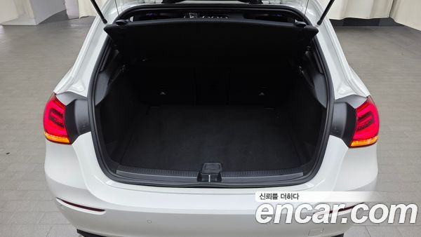 Mercedes-Benz A-Class 2022, фото 31
