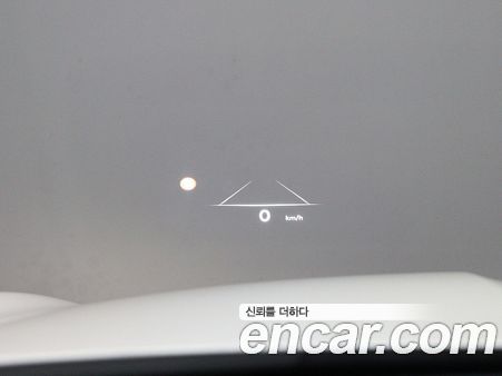 Genesis GV70 2025, фото 15