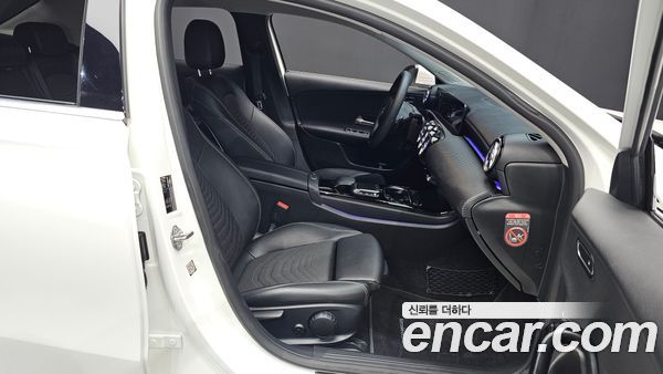 Mercedes-Benz A-Class 2020, фото 16