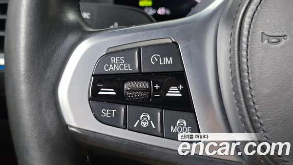 BMW i4 2022, фото 23