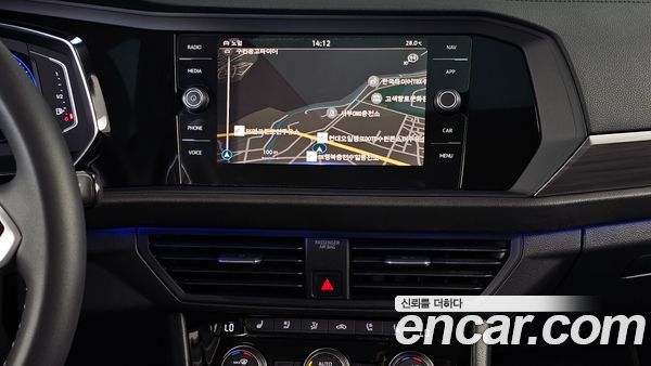 Volkswagen Jetta 2023, фото 20