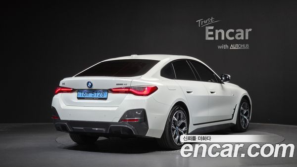 BMW i4 2023