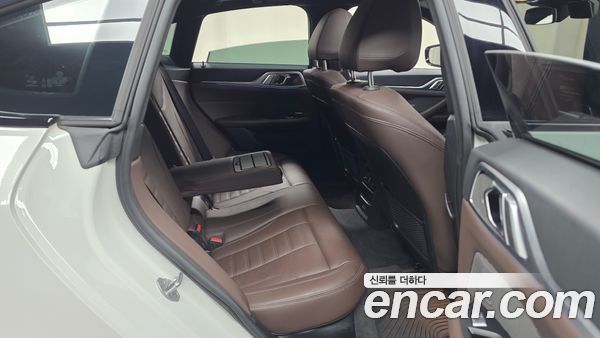 BMW i4 2023, фото 15