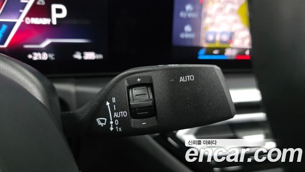 BMW i4 2023, фото 27