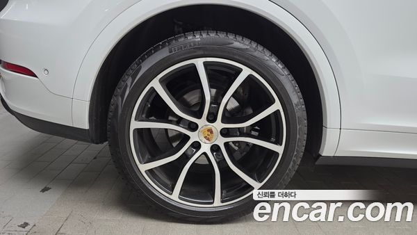 Porsche Cayenne 2023, фото 5