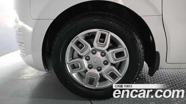 Hyundai Staria 2023, фото 4