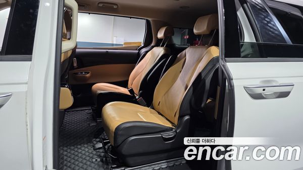 Kia Carnival 2021, фото 11