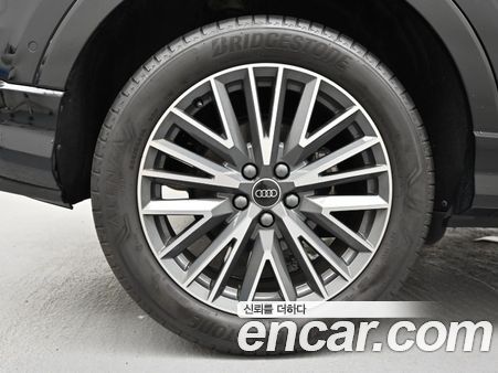 Audi Q3 2023, фото 5