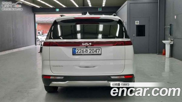 Kia Carnival 2023, фото 4
