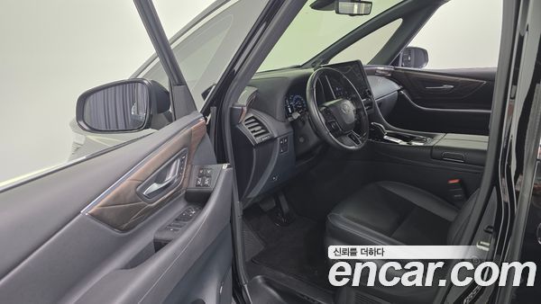 Toyota Alphard 2024, фото 12
