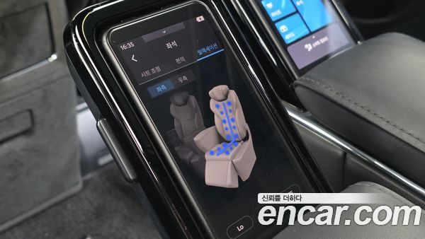 Toyota Alphard 2024, фото 18