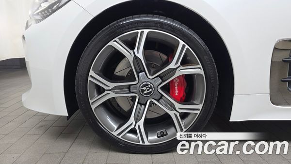 Kia Stinger 2020, фото 5
