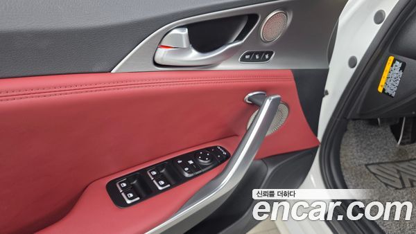 Kia Stinger 2020, фото 29