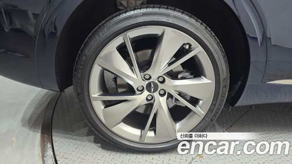 Genesis GV70 2025, фото 5