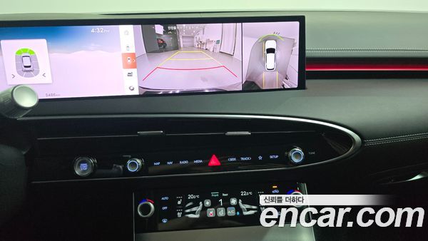 Genesis GV70 2025, фото 20