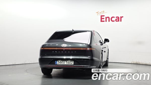 Hyundai Grandeur 2023, фото 4