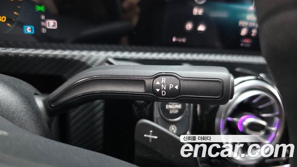 Mercedes-Benz A-Class 2020, фото 12