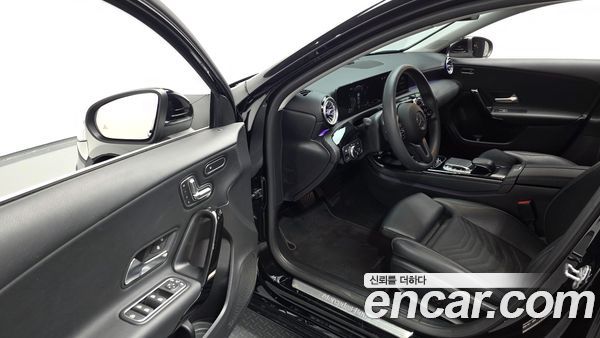 Mercedes-Benz A-Class 2020, фото 13
