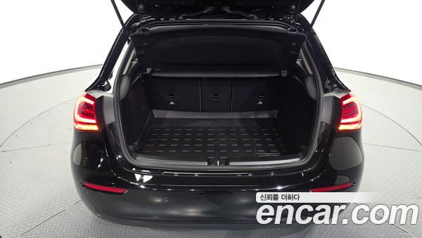 Mercedes-Benz A-Class 2020, фото 26