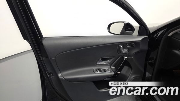 Mercedes-Benz A-Class 2020, фото 14