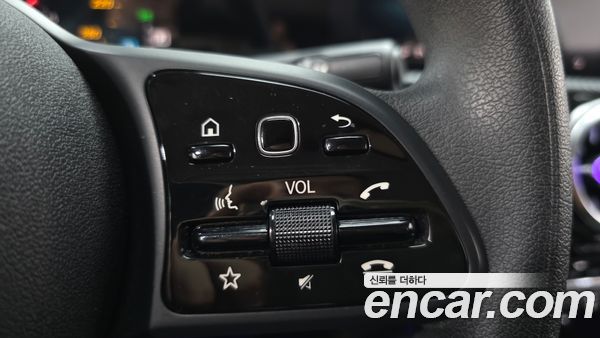 Mercedes-Benz A-Class 2020, фото 31