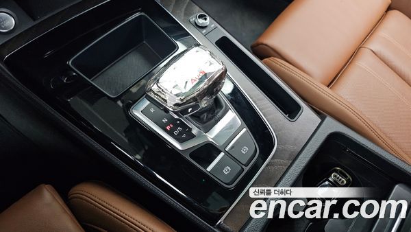 Audi Q5 2023, фото 9