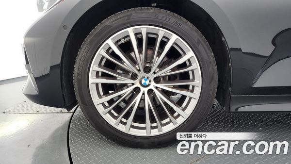 BMW 3 Series 2022, фото 5