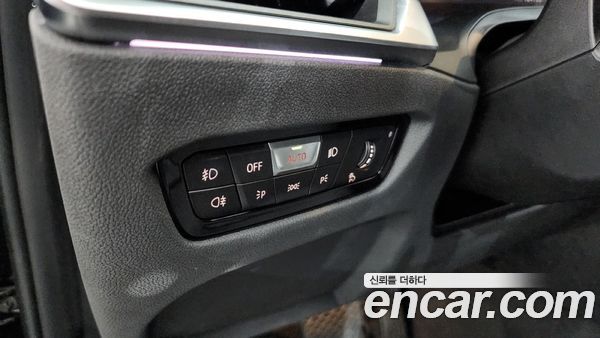 BMW 3 Series 2022, фото 16