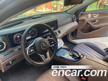 Mercedes-Benz E-Class 2020, фото 7