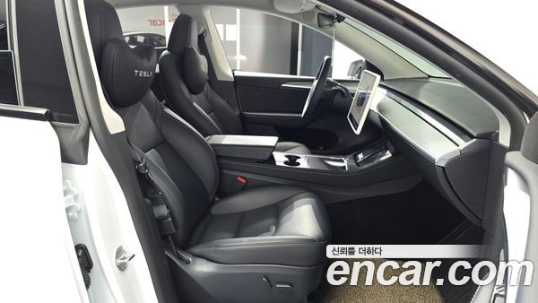 Tesla Model Y 2024, фото 15