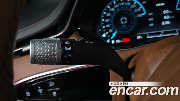 Genesis GV70 2021, фото 28