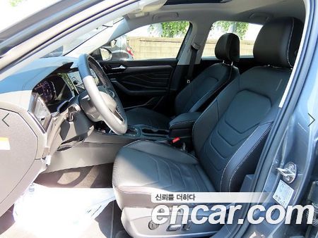 Volkswagen Jetta 2023, фото 5