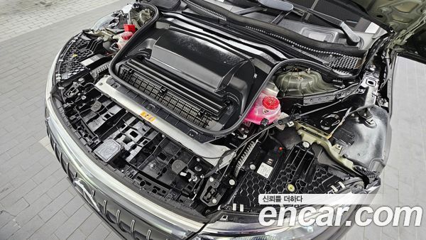 Mercedes-Benz EQS 2023, фото 6