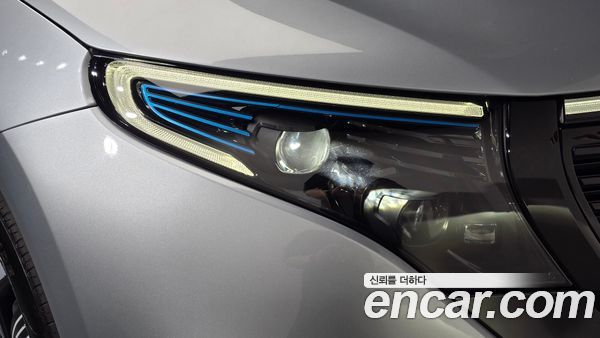 Mercedes-Benz EQC 2020, фото 7
