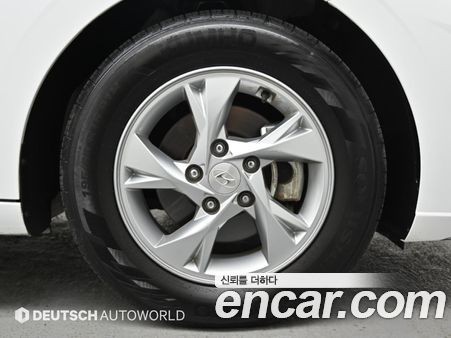 Hyundai Elantra 2021, фото 20