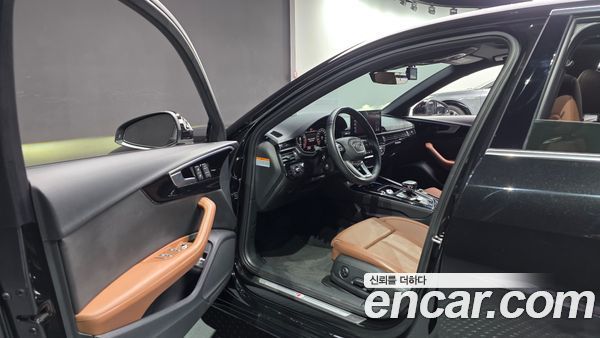 Audi A4 2022, фото 13
