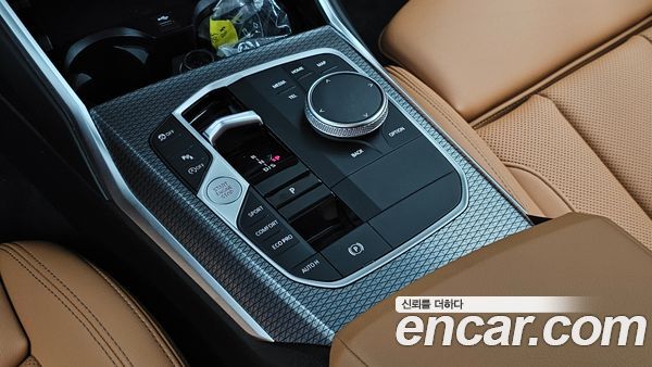 BMW 3 Series 2023, фото 12