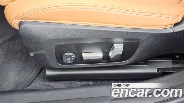 BMW 3 Series 2023, фото 16