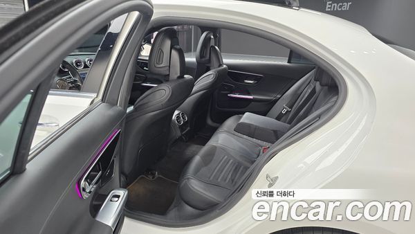 Mercedes-Benz C-Class 2023, фото 12