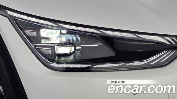 Kia EV6 2023, фото 8
