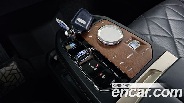 BMW iX 2022, фото 12