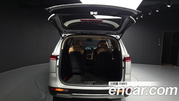 Kia Carnival 2023, фото 26