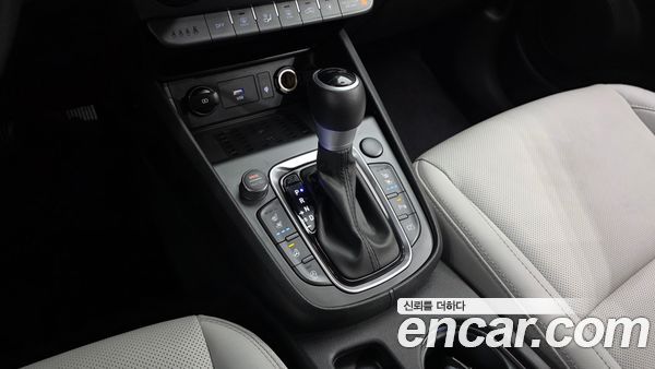 Hyundai Kona 2023, фото 9