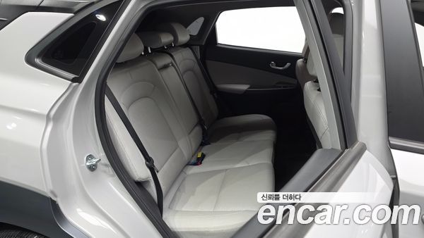 Hyundai Kona 2023, фото 11