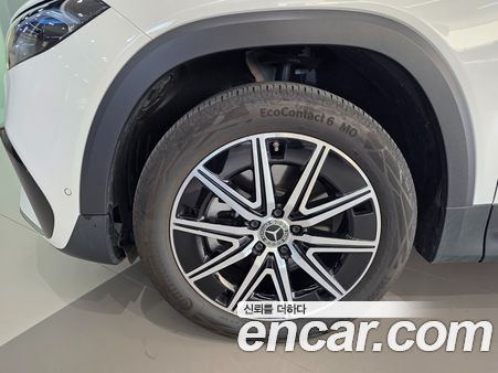 Mercedes-Benz EQB 2025, фото 5