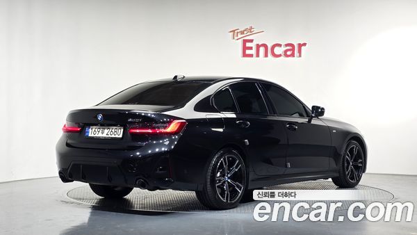 BMW 3 Series 2024