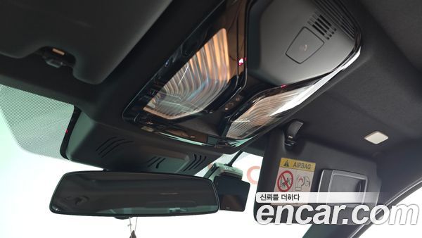 BMW 3 Series 2024, фото 20