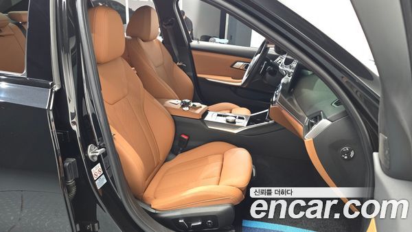 BMW 3 Series 2024, фото 15