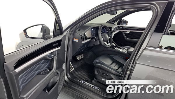 Volkswagen Touareg 2024, фото 13