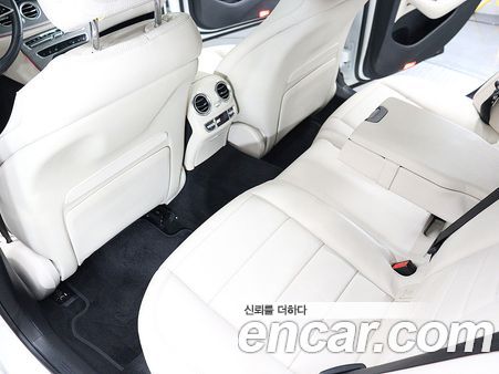 Mercedes-Benz E-Class 2022, фото 11
